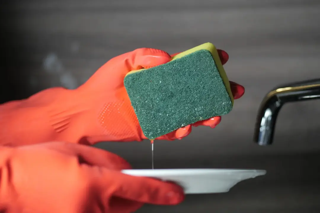Clean from Top to Bottom - Hygienic Kitchen Surfaces